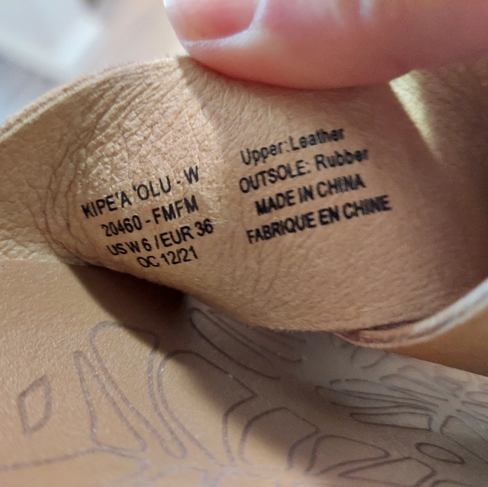 OluKai Tan Leather Cross-Strap Slide Sandals - Picture 11 of 11
